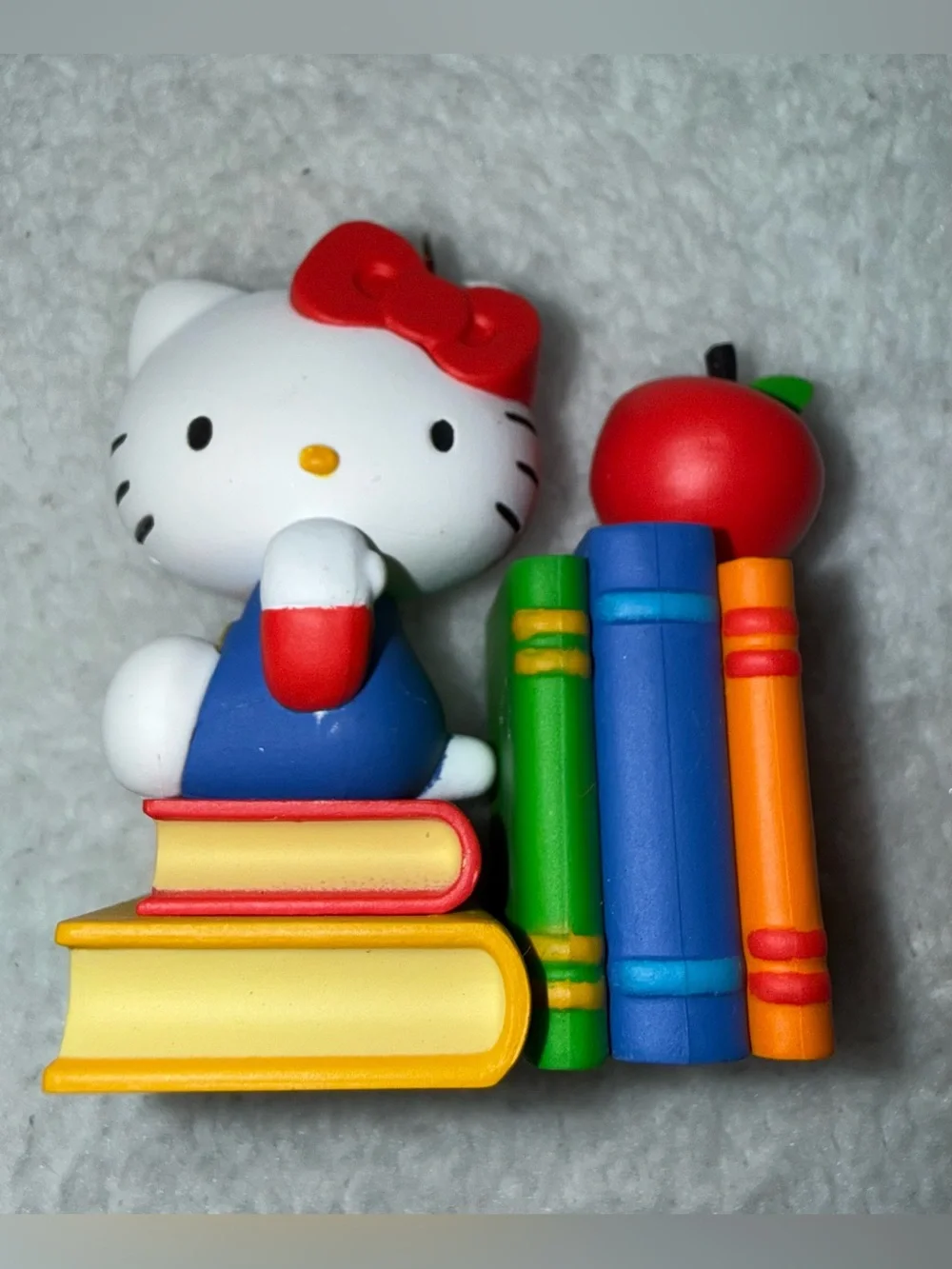 Hallmark Keepsake 2016 Hello Kitty Christmas Ornament Apple Books